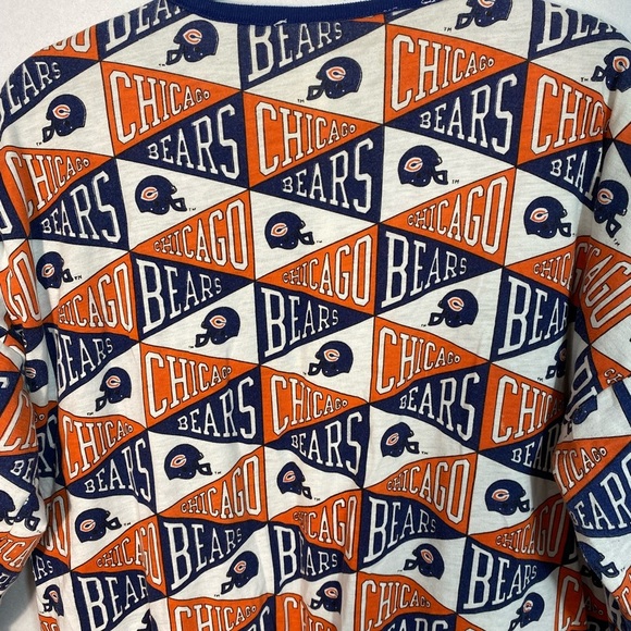 1980s Vintage NFL Chicago Bears Big Spell-Out Reversible Crew Neck Sweatshirt - Picture 12 of 14